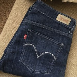 Levi’s mid rise skinny jeans